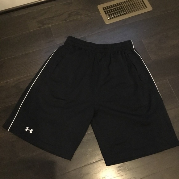 mens black under armour shorts